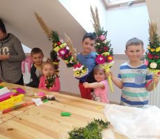 Warsztaty robienia palm wielkanocnych