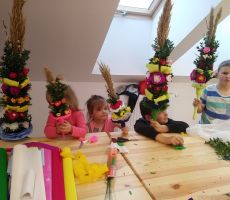 Warsztaty robienia palm wielkanocnych