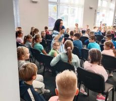 Spotkanie literacko – muzyczne z Edytą Zarębską
