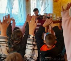 Warsztaty muzyczno – taneczne i spotkanie autorskie z Izabellą Klebańską