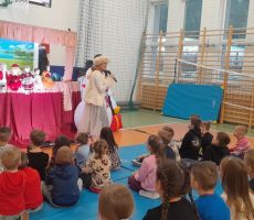 „Królowa śniegu” - spektakl teatralny