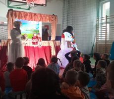 „Królowa śniegu” - spektakl teatralny